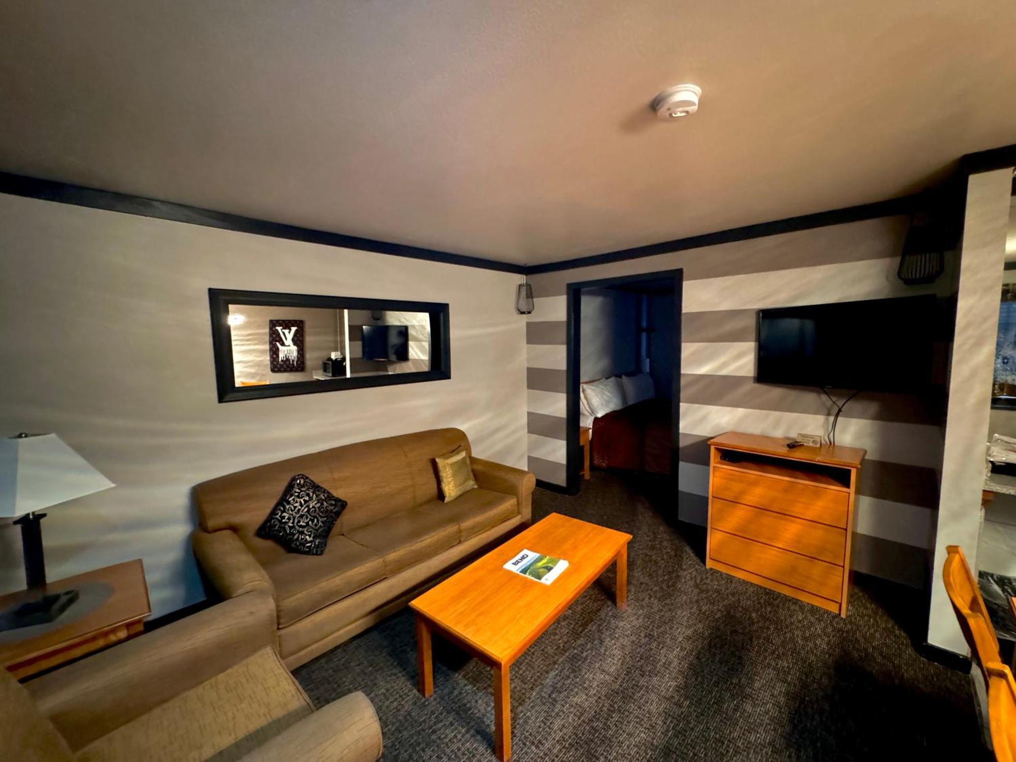 Broken Top King Spa Suite